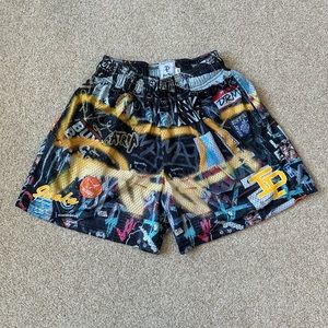 Inaka Power Graffiti shorts